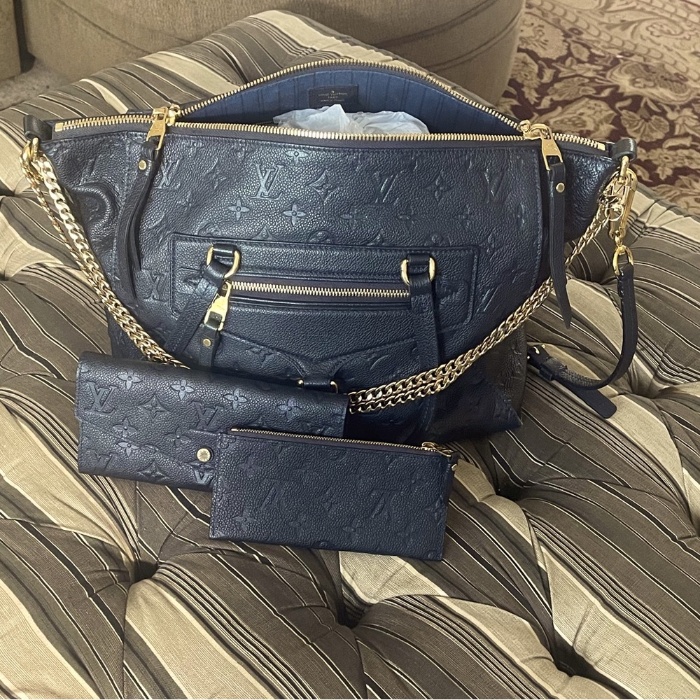 Louis Vuitton Empriente Noir leather shoulder bag and wallet combo!!